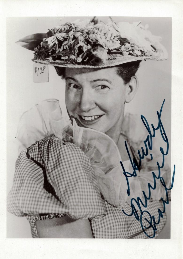 Country Comic MINNIE PEARL - Book & Photo: Minnie Pearl (1912-1996) Country comedienne. Pearl appeared at the Grand Ole Opry for more than 50 years (from 1940 to 1991) and on the television show Hee Haw from 1969 until 1991. Two signed items: