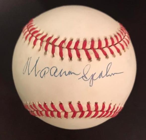 Braves WARREN SPAHN - Baseball: Warren Edward Spahn (April 23, 1921 – November 24, 2003) He was elected to the Baseball Hall of Fame in 1973. Signed Bill White ball with JSA. Case included. Good condition.