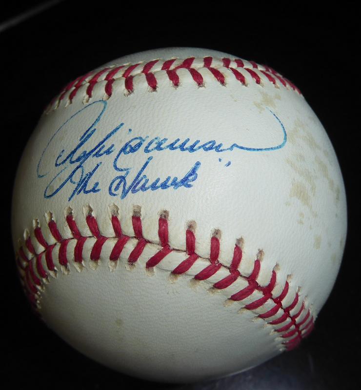 "The Hawk" ANDRE DAWSON Signed Baseball (1 of 1)