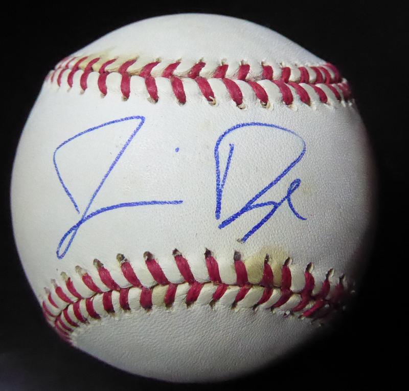 2005 WS MVP JERMAINE DYE Signed Ball (1 of 1)