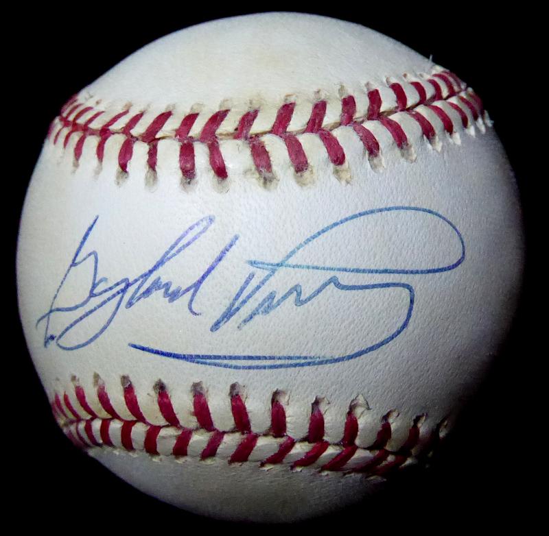 HOF Member GAYLORD PERRY Signed Baseball (1 of 1)