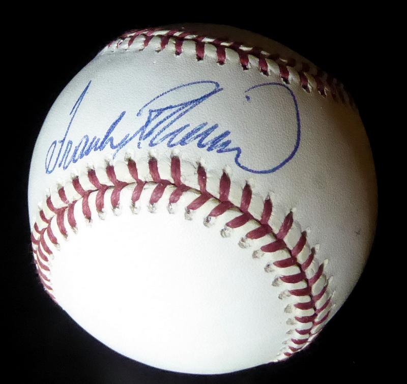 Baseball Legend FRANK ROBINSON Signed Baseball (1 of 1)