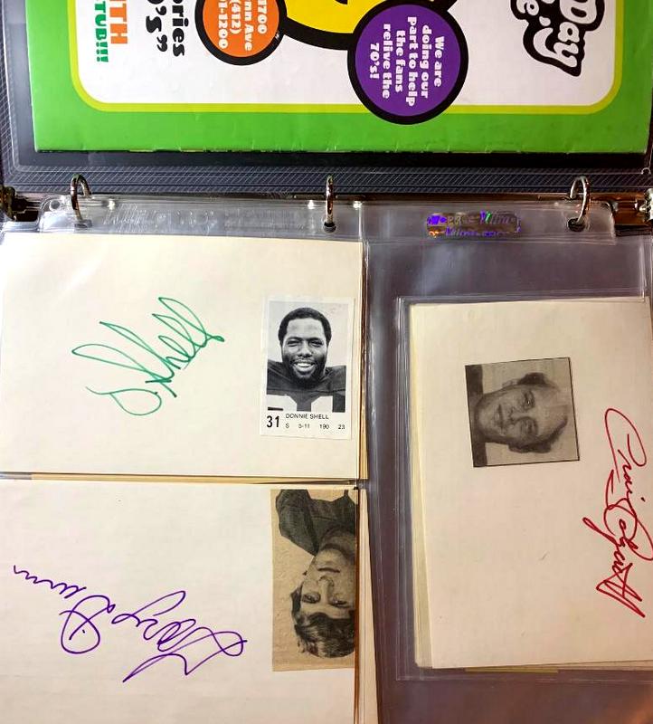 Steeler Autograph Binder WEBSTER, SHELL BLOUNT etc.: Pittsburgh Steeler Autograph Binder. Autograph binder signed by 17 Pittsburgh Steelers. All signatures are on individual index cards. Signatures include: Donnie Shell, Steve Courson, Craig Colquitt, R