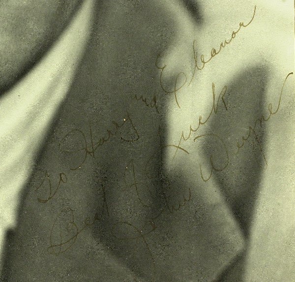 The Duke JOHN WAYNE - Vintage Photo Signed - 2