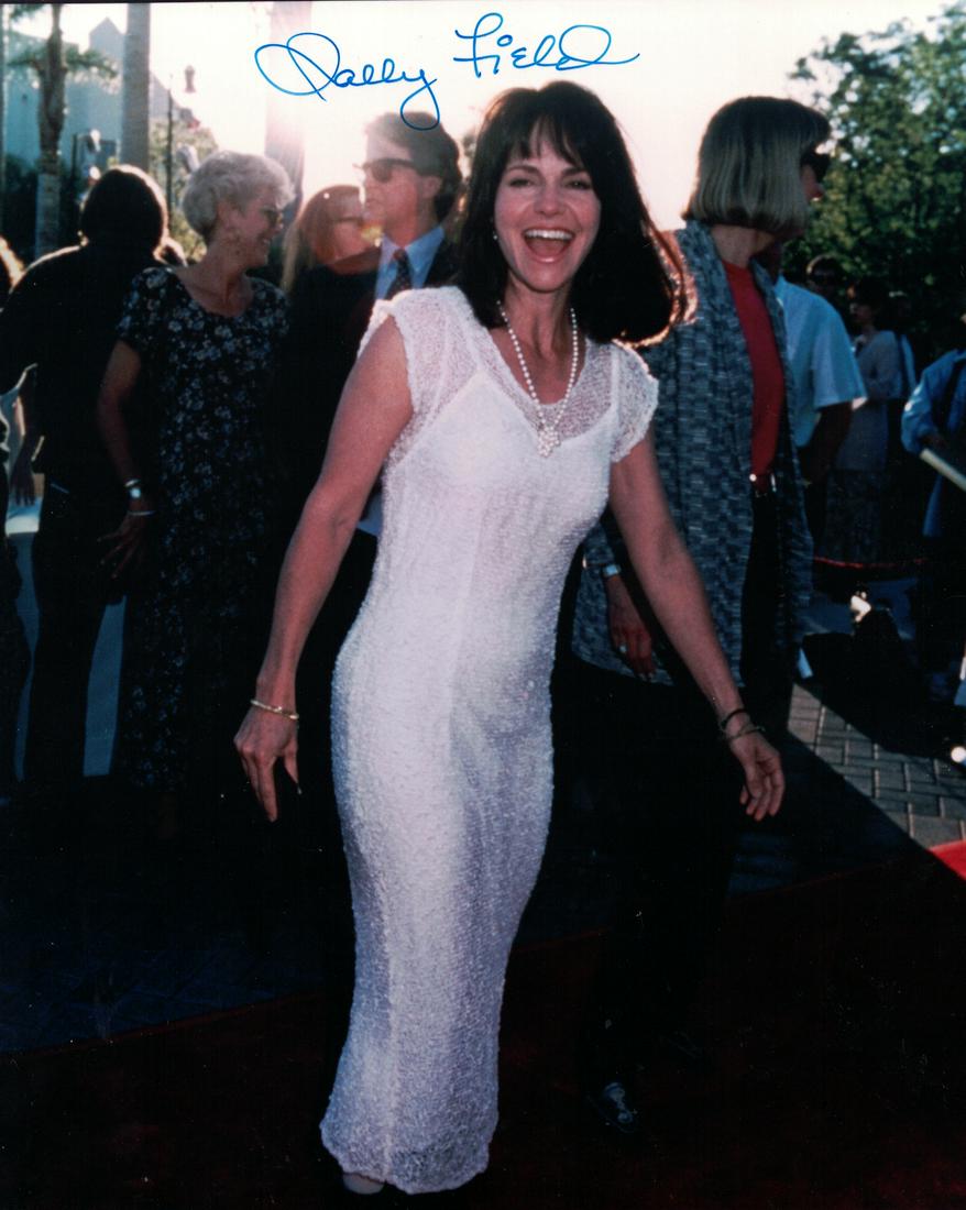 Actress SALLY FIELD - Photo: Sally Field (1946- ) Actress. Field is known for playing firebrands and steely matriarchs. She played lighthearted television roles in Gidget (1965–66) and The Flying Nun (1967–70) before developi