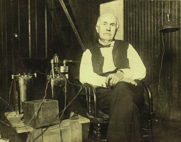 THOMAS A EDISON - Over 70 Silver-Print Photographs: (Thomas A. Edison). A remarkable collection of seventy-three original silver print photographs of Edison, his inventions, West Orange, New Jersey laboratory and various people and lab employees most h