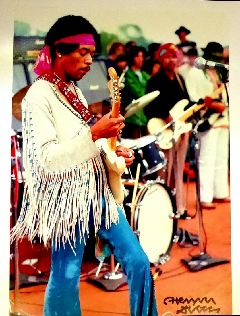 Woodstock Photographer HENRY DILTZ - Photo: Henry Diltz (1938- ) Photographer. Diltz is a music photographer who has shot more than 250 album covers and thousands of publicity shots in the ‘60s and ‘70s, including the iconic Morrison Hotel 