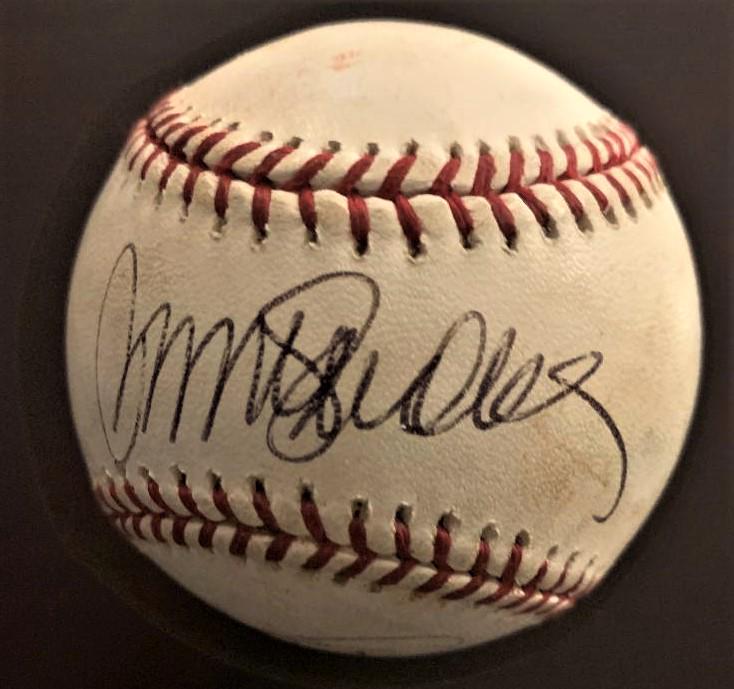 Sosa,Sammy Signed Cubs Ball w/ Four Teammates (1 of 1)