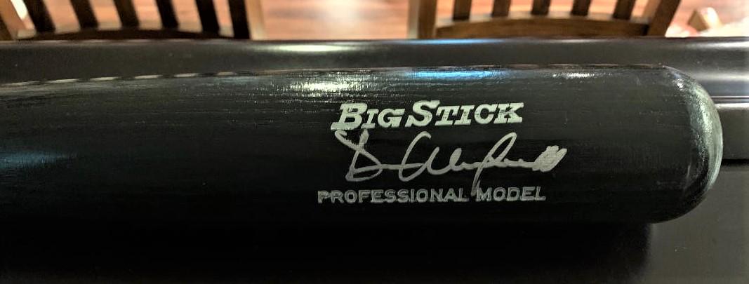 Winfield,Dave Signed Bat (1 of 1)