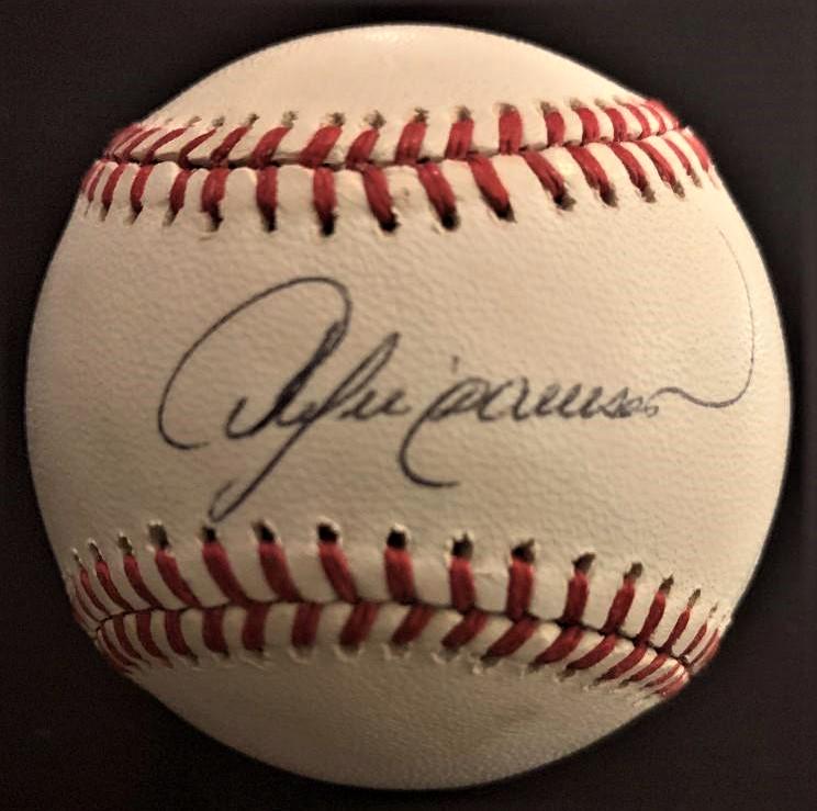 Dawson,Andre Signed Baseball (1 of 2)