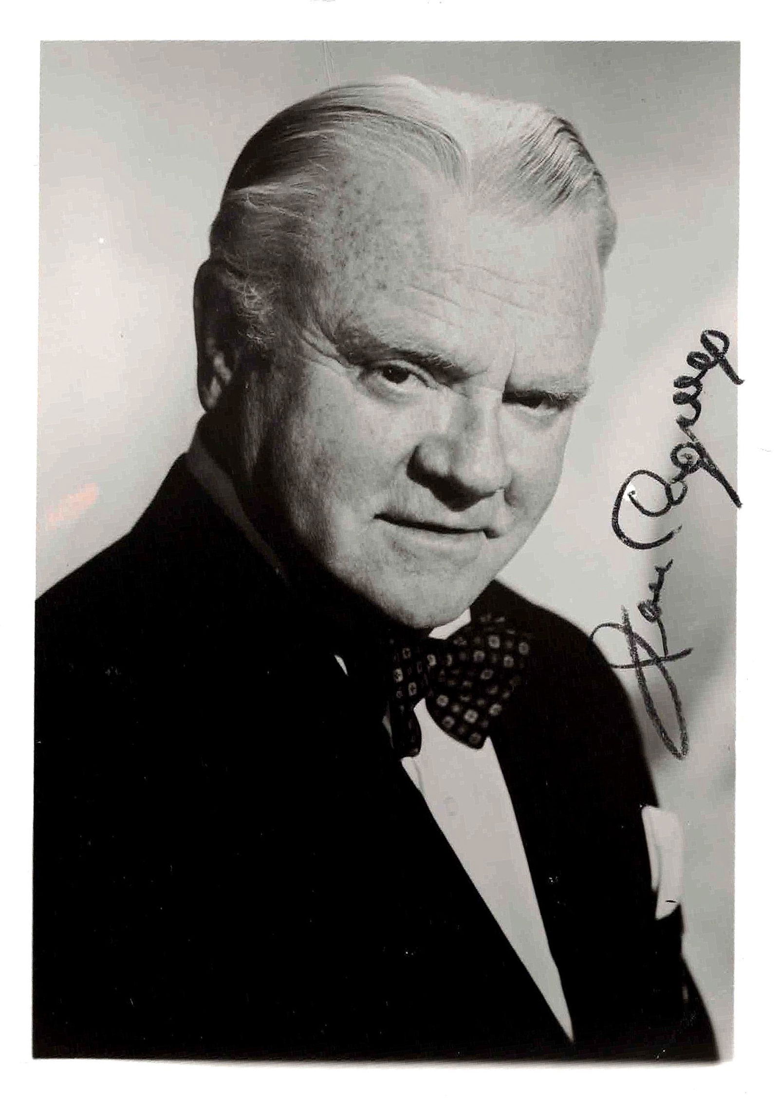 Actor JAMES CAGNEY - Photo Signed (1 of 1)