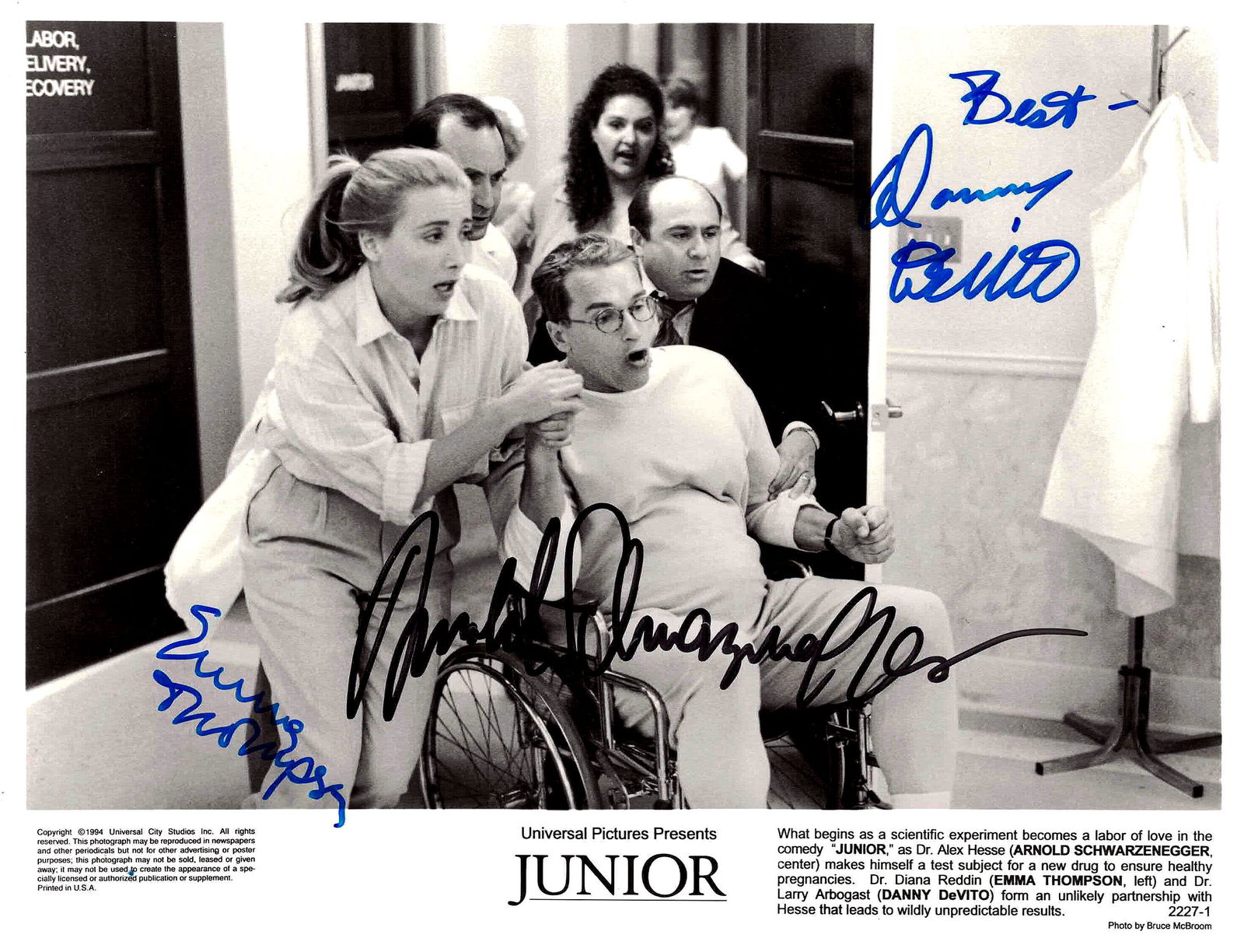 1994 Comedy Film JUNIOR - Cast Photo Signed (1 of 1)