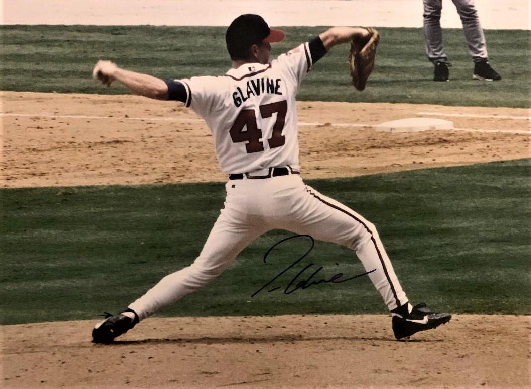 Glavine,Tom Signed Large Photo (1 of 1)