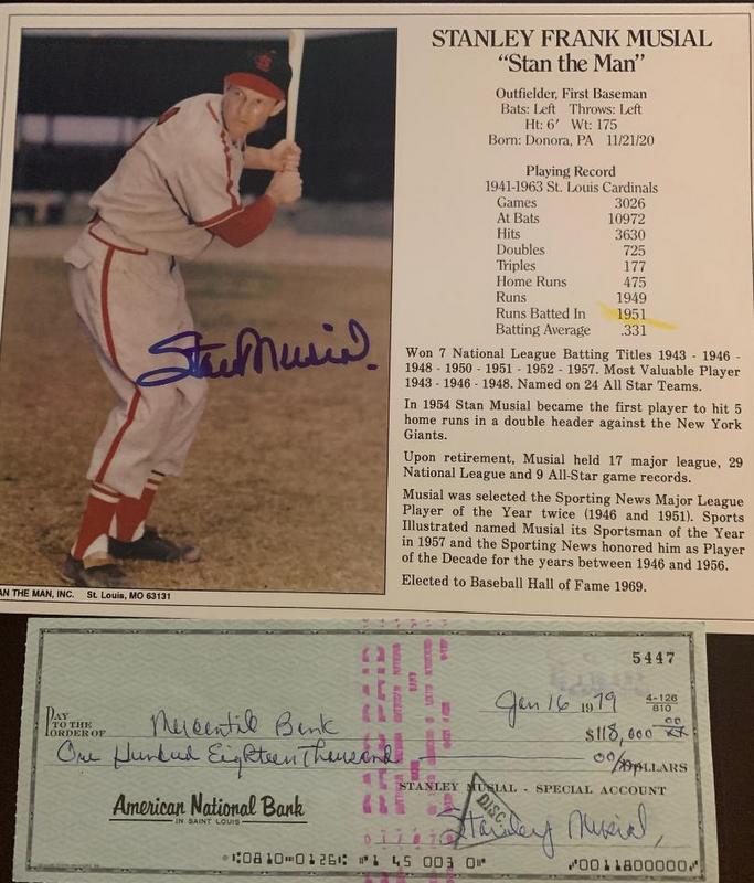 Musial,Stan (2) Signed Items (1 of 1)
