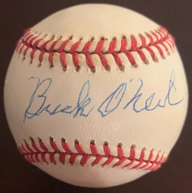 O'Neil,Buck Signed Baseball (1 of 2)