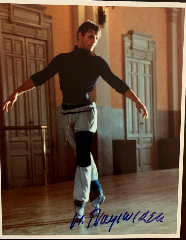 Baryshnikov, Mikhail Signed Photo (1 of 1)