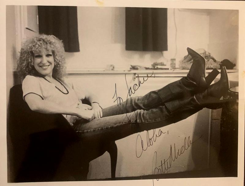 Midler,Bette Signed Photo (1 of 1)