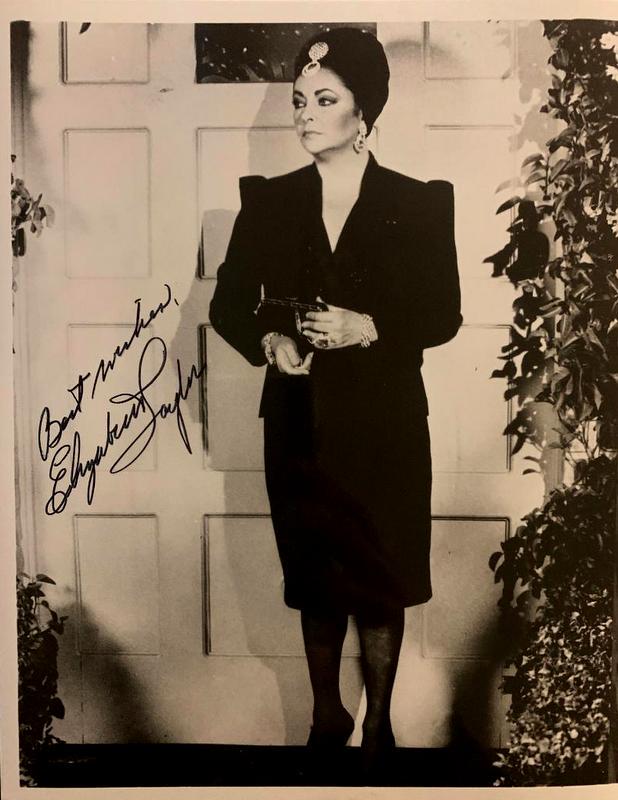 Taylor,Elizabeth Signed Photo (1 of 1)