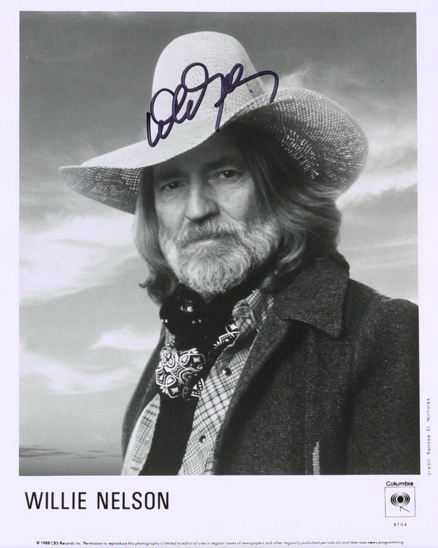 Country Singer WILLIE NELSON - Photo Signed: Willie Nelson (1933- ) Country singer. Nelson reached his greatest fame during the outlaw country movement of the 1970s, and remains iconic, especially in American popular culture. 8” x 10” black 