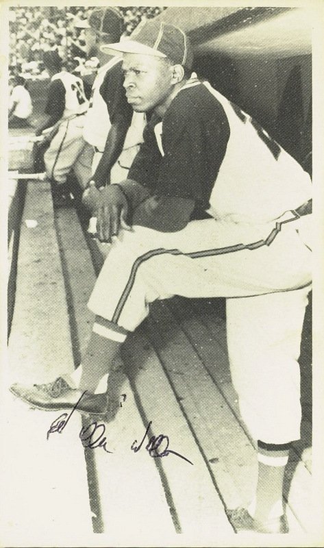 Nego Leagues WILLIE WELLS - Photo Signed: Willie Wells (1908-1989) Wells set a single-season Negro leagues record with twenty-seven homers in eighty-eight recorded games for the St. Louis Stars in 1926. He batted .320 over seven Cuban Winter 
