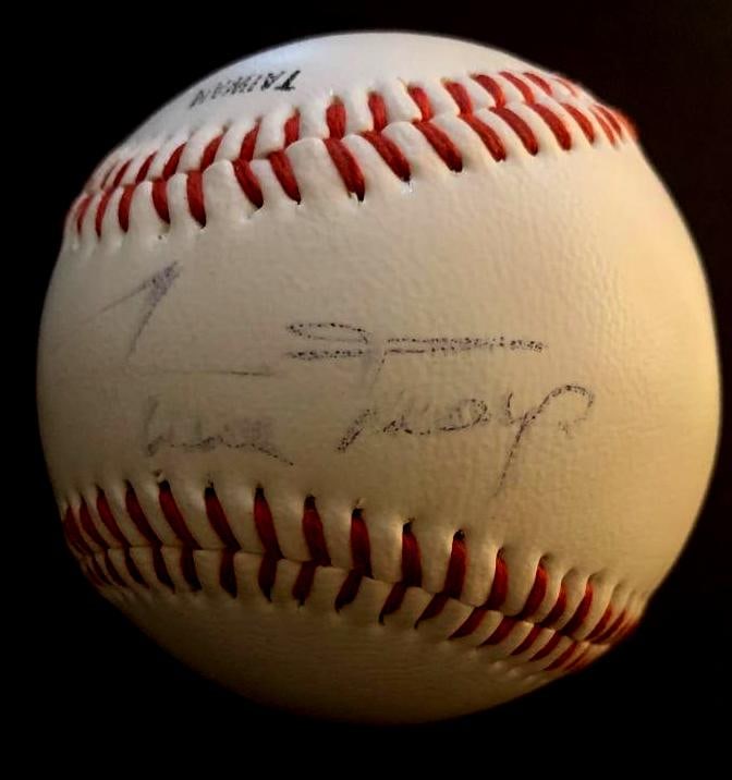 Mays,Willie Signed Baseball (1 of 2)