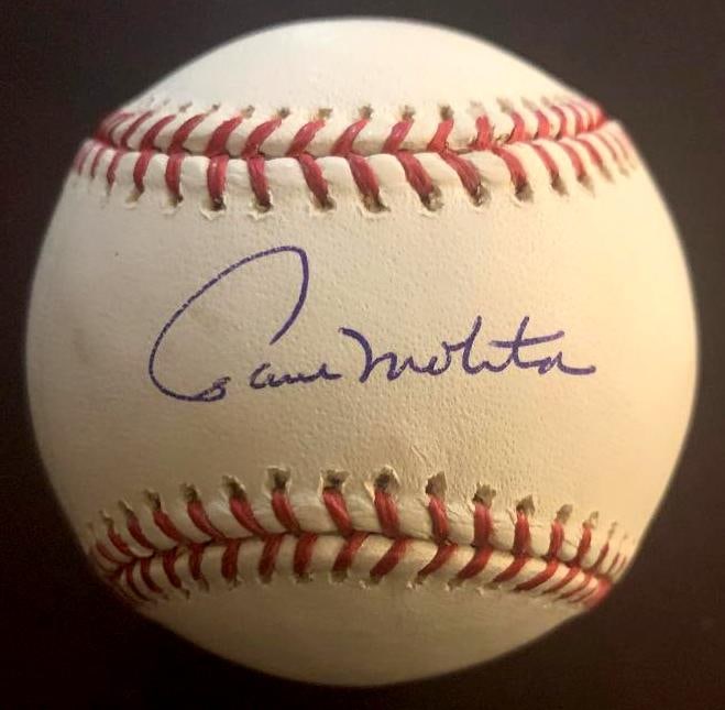 Molitor,Paul Signed Baseball: Paul Leo Molitor (1956-) is an American former Major League Baseball (MLB) player and former manager of the Minnesota Twins. He was inducted into the Baseball Hall of Fame in 2004. Signed ML (Selig) b