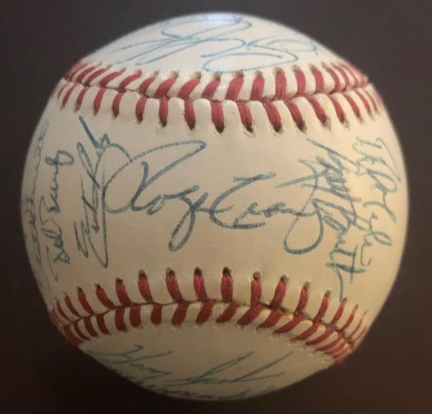 1988 San Francisco Giant Signed Baseball (30) (1 of 4)