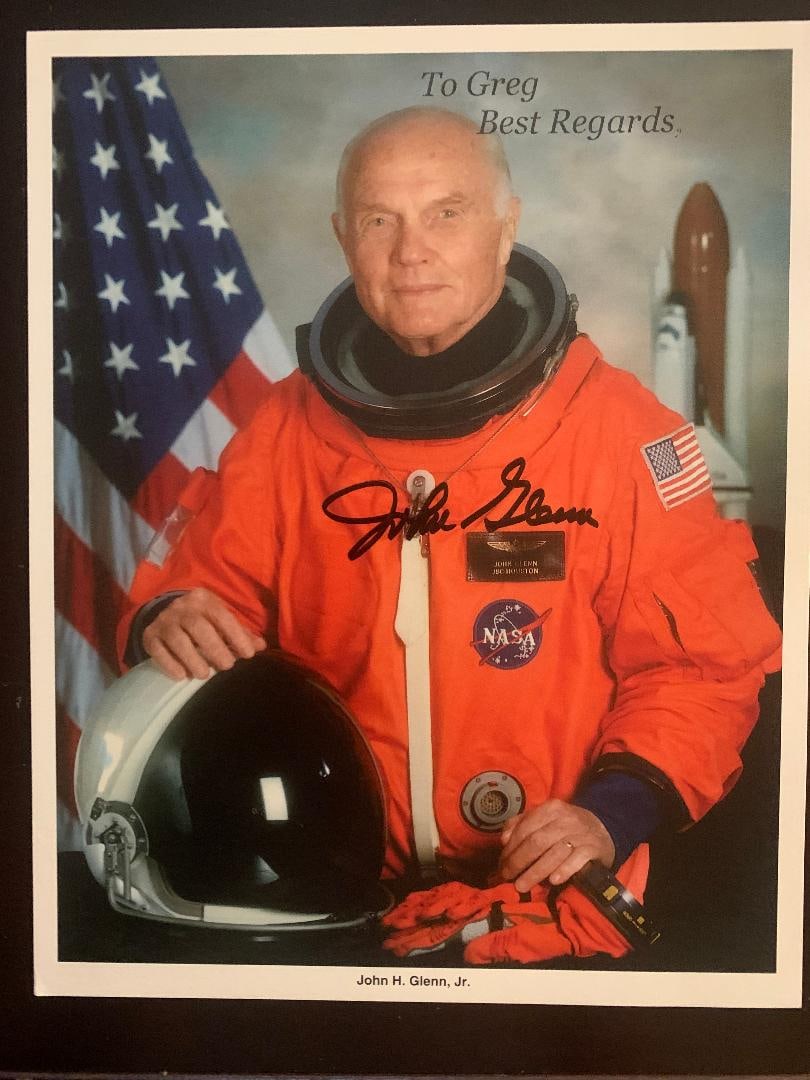 Glenn, John Singed Photo (1 of 1)