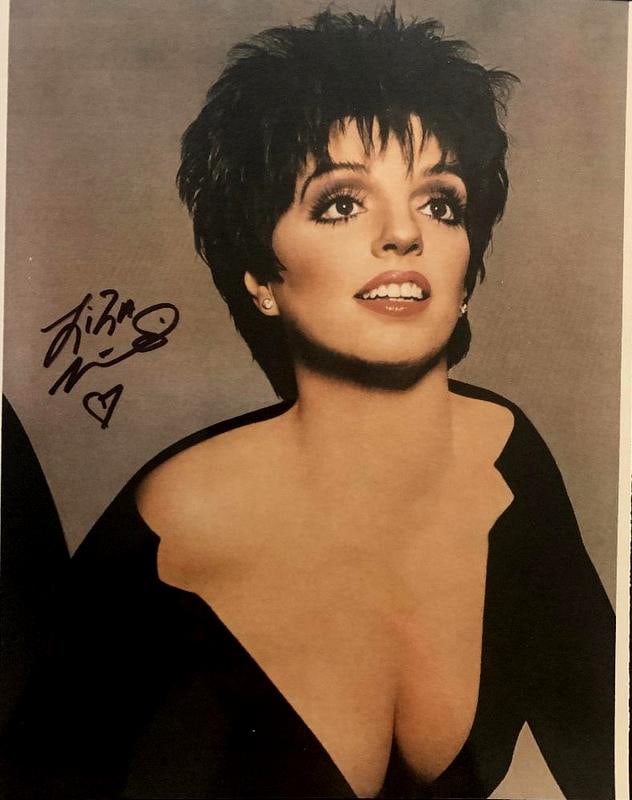 Minelli, Liza Signed Photo (1 of 1)