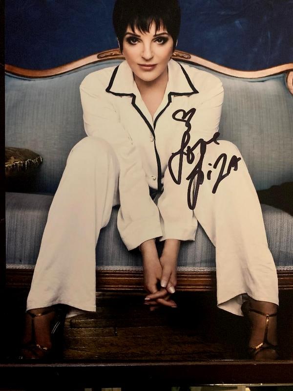 Minelli, Liza Signed Photo (1 of 1)