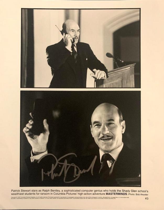 Stewart,Patrick Signed Photo (1 of 1)