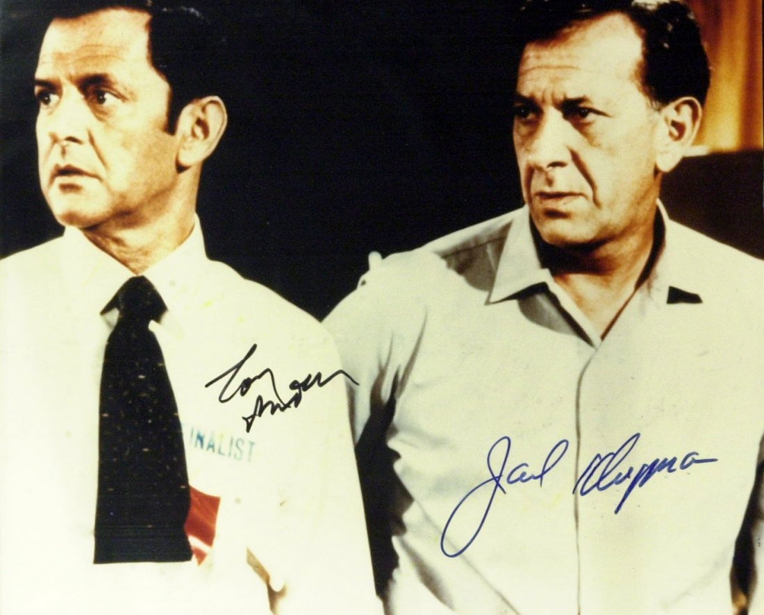 The Odd Couple RANDALL & KLUGMAN - Photo Signed: The Odd Couple. The Odd Couple was a television situation comedy broadcast from 1970 until 1975. It starred Tony Randall (1920-2004) as Felix Unger and Jack Klugman (1922-2012) as Oscar Madison. The s