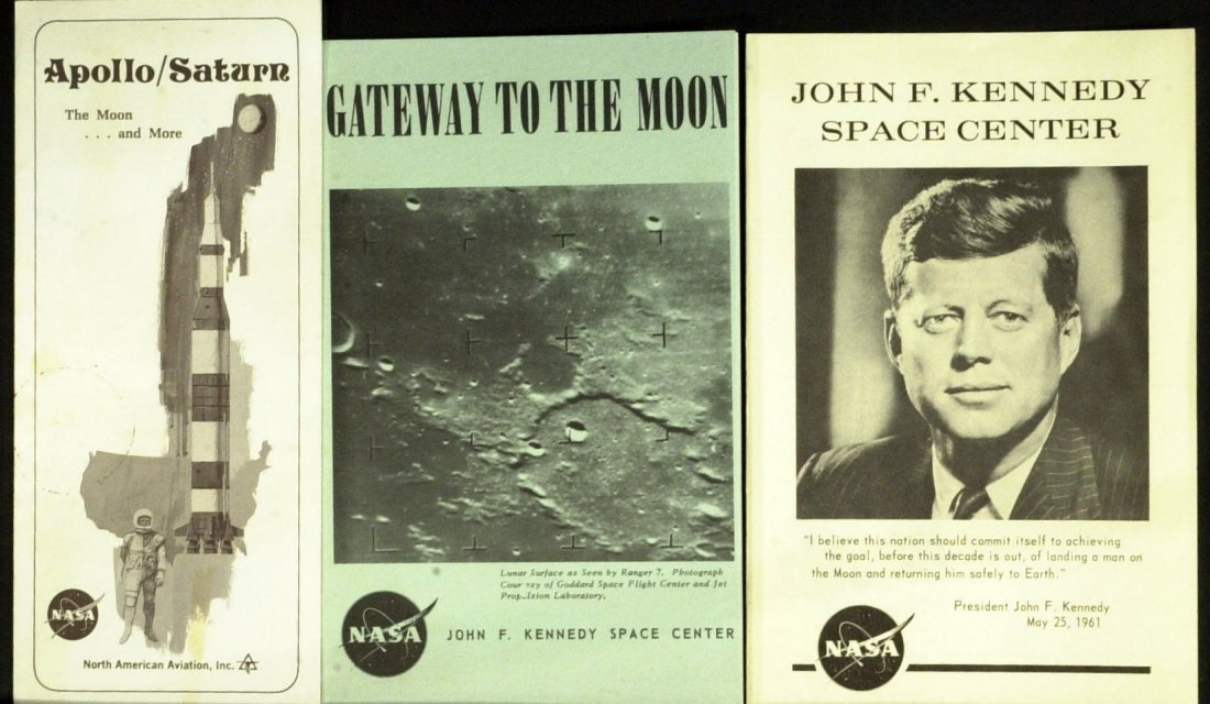 NASA Apollo Project - Five NASA Publications: NASA Apollo Project. Five NASA publications, two in conjunction with Grumman and General Electric, defining the mission of the Space Center and outlining the equipment, ground support, mission plan an