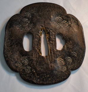Tsuba: Iron TSUBA DIMENSIONS: 8,5 cm X 8,2 cm 