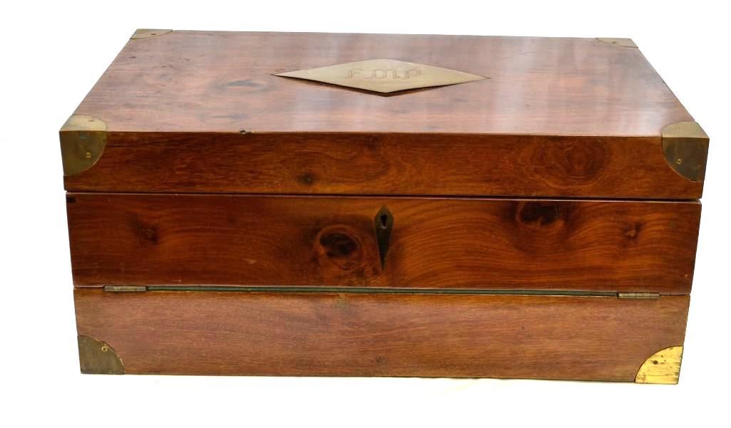 Travel secretary desk 19 th Century from FRANCE: Travel secretary desk 19 th Century from FRANCE Dimensions: 47,5 cm / 18.70 inch X 20 cm / 7.87 inch X 28 cm / 11.02 inch Dimensions open : 49,5 cm / 19.48 inch