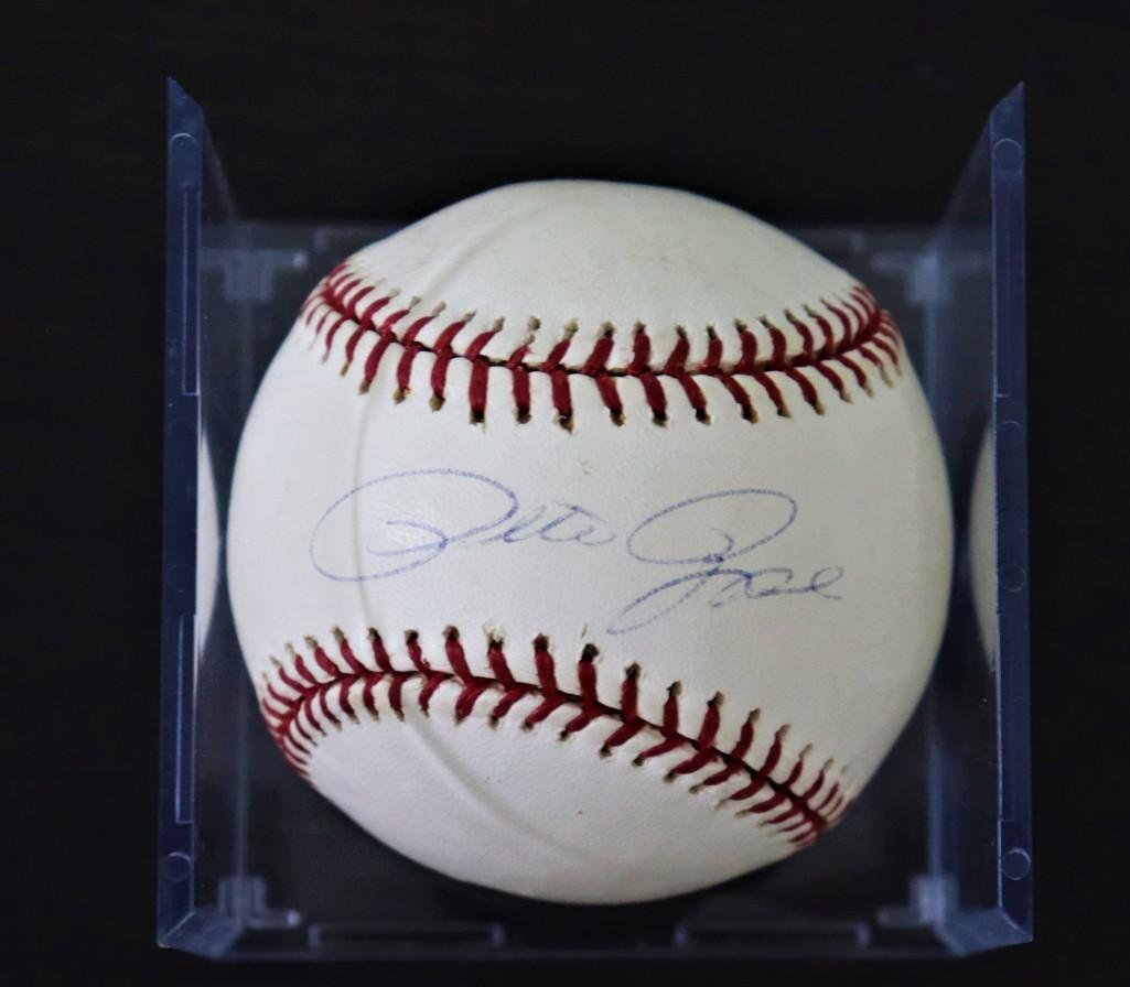 PETE ROSE , Signed BASEBALL (1 of 9)