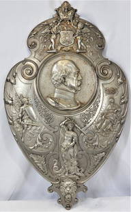 Large Wall coat of arms depicting the portrait of Bismarck: Wall coat of arms depicting the portrait of Bismarck. DIMENSIONS: Height: 28.25 inch / 72 cm Length: 17.25 inch / 44 cm