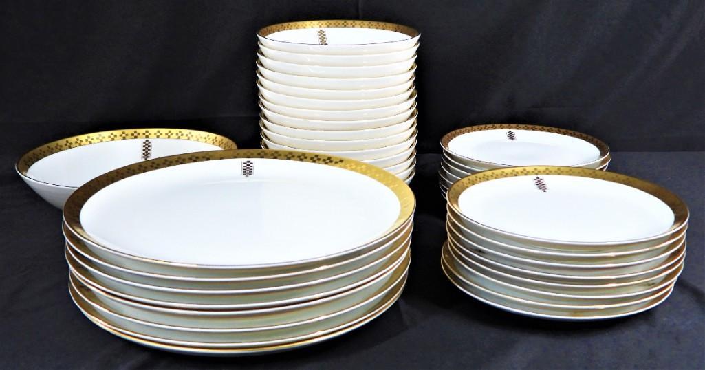 Frank Lloyd Wright / Noritake Imperial Hotel China (1 of 7)