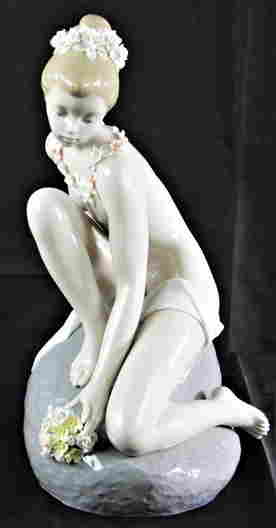 Lladró Porcelain