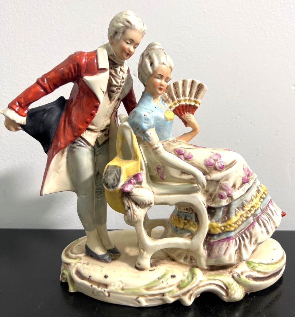 German Grafenthal porcelain Figurine Man and woman: Antique German Grafenthal porcelain Figurine Man and woman DIMENSIONS : Height 7 inch / 17,7 cm Length 6.50 inch / 16,5 cm Depth 3 inch / 7,5 cm