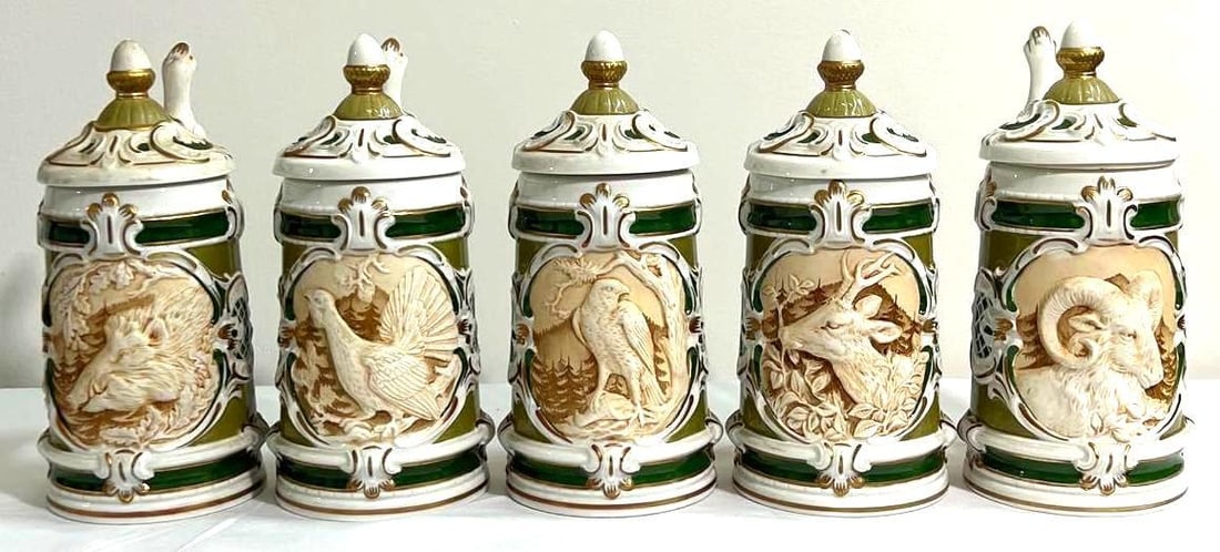 Five Unterweissbach Beer Stein with the mark Unterweissbach mark "Made in GDR". (1 of 18)