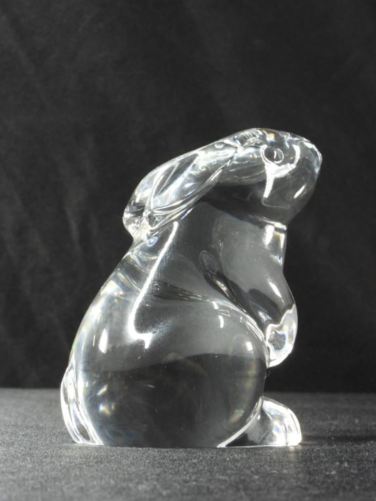 Baccarat clear glass bunny figure (1 of 7)