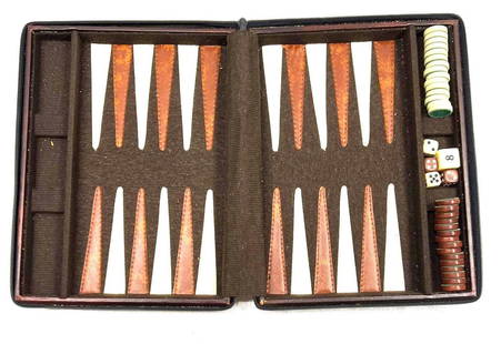 LEATHER BACKGAMMON TRAVEL SET: LEATHER BACKGAMMON TRAVEL SET DIMENSIONS :Height: 9 inch / 23 cm Length: 7 inch / 17,7 cm