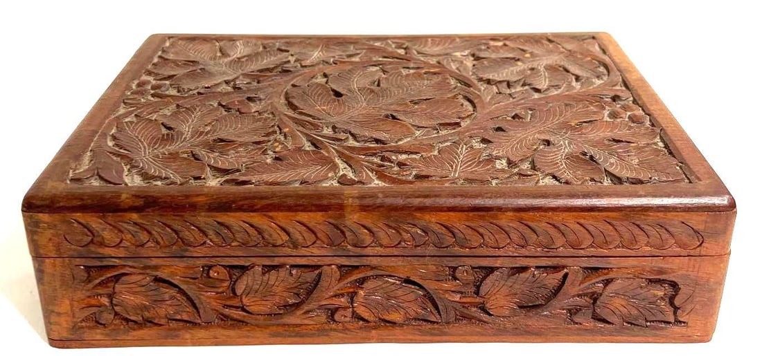 RECTANGULAR WOODEN BOX (1 of 7)