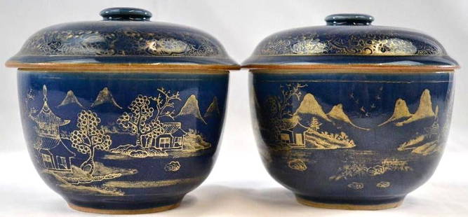 Pair of Antique Chinese pot, from CHINA era KANGXI (1662-1722): Beautiful Pair cassolettes porcelain enameled blue enamel gold flags amidst lush landscape of hills from CHINA era KANGXI (1662-1722) With French papers Dimensions: H: 11 cm / 4.33 inch Diameter(maxi)