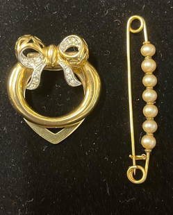 Vintage pearl pin brooch and vintage Gold tone Money Clip with brilliant rhinestones.: Vintage pearl pin brooch featuring a row of cream glass pearls natural Pantina which adds to beauty of this pin. and vintage Gold tone Money Clip with brilliant rhinestones.