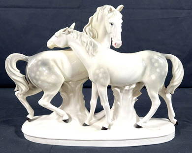 Large Grafenthal Dresden porcelain horse figurine: Large Grafenthal Dresden porcelain horse figurine, Hand painted. Marked as shown. Good Condition: except one horse has broken ears DIMENSIONS : Height 10.25 inch / 26 cm 