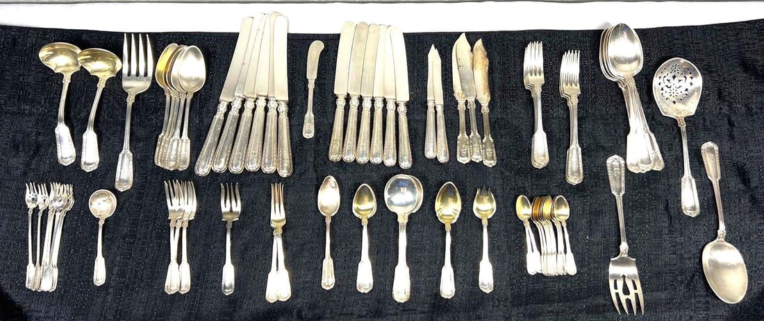GORHAM STERLING SILVER FLATWARE SERVICE 101 piece with monograms (1 of 17)