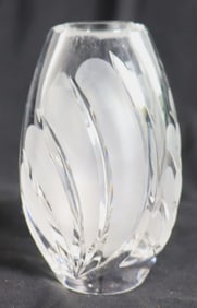 MARQUIS BY WATERFORD CRYSTAL VASE Coventry design Etched Cut Crystal