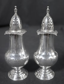 Pair of Wallace Sterling Silver salt & pepper shakers
